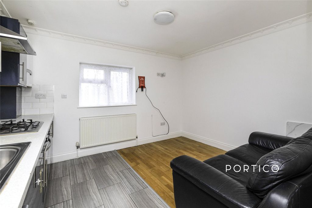 Property photo 3 of 11 Picture No. 03