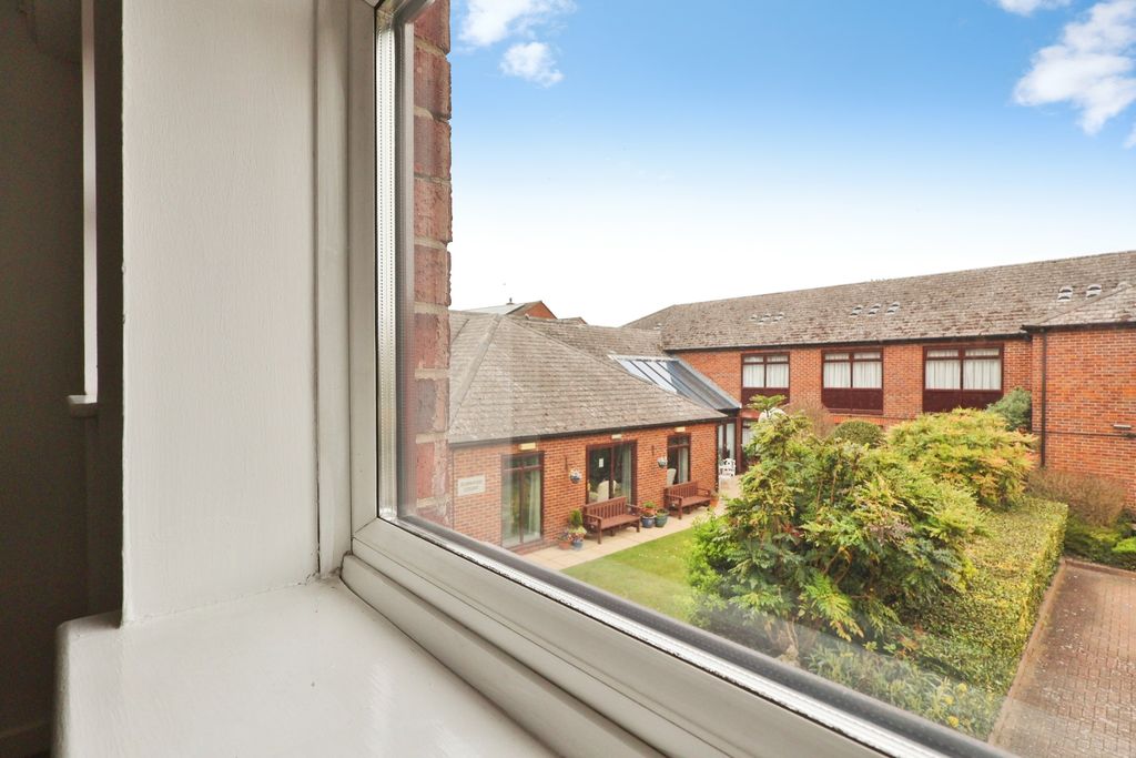 Additional image 18 of 1 bed flat for saleElmwood Court, High Street, Baldock SG7