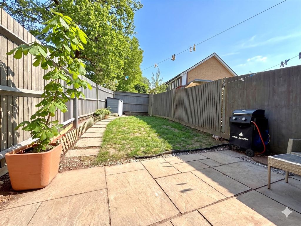 Property photo 2 of 13 Garden.Jpg