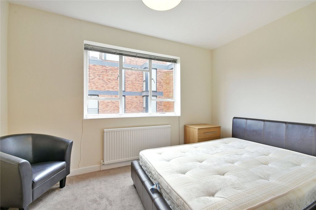 Property photo 3 of 14 Picture No. 14