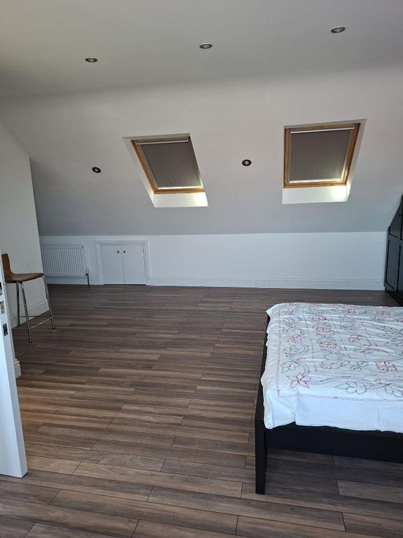 Property photo 1 of 11 Photo 1