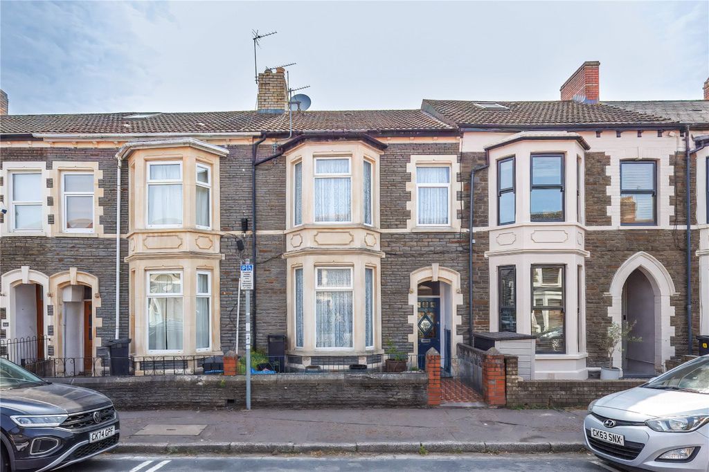 Property photo 1 of 29 Picture No. 02