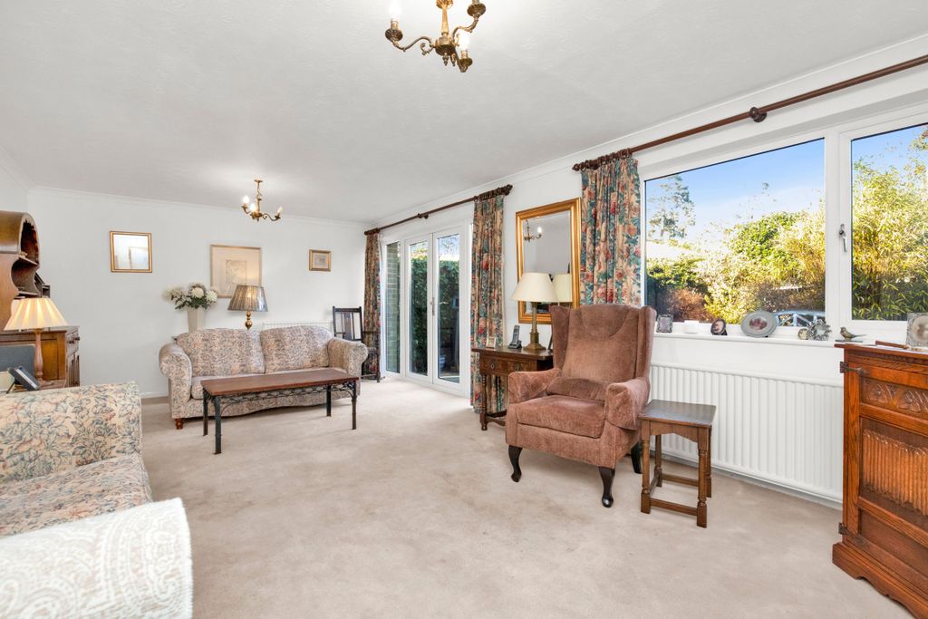 Property photo 3 of 25