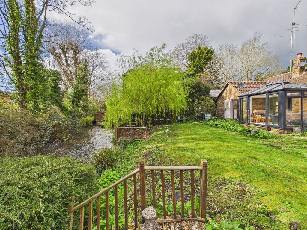 Property photo 2 of 11 Graden And River