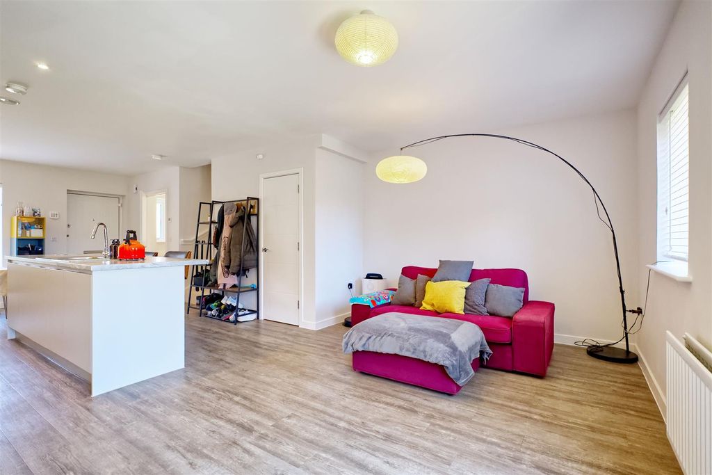 Property photo 2 of 22 11 (7).Jpg