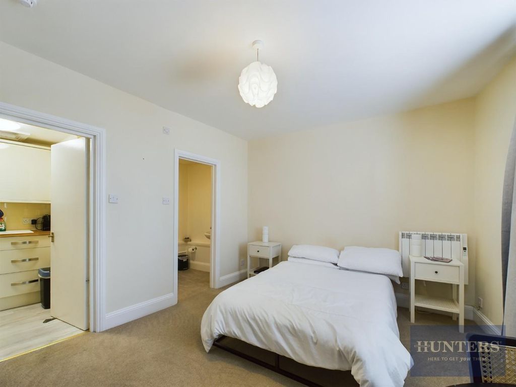 Property photo 2 of 6 Cam02256G0-Pr0185-Still001.Jpg