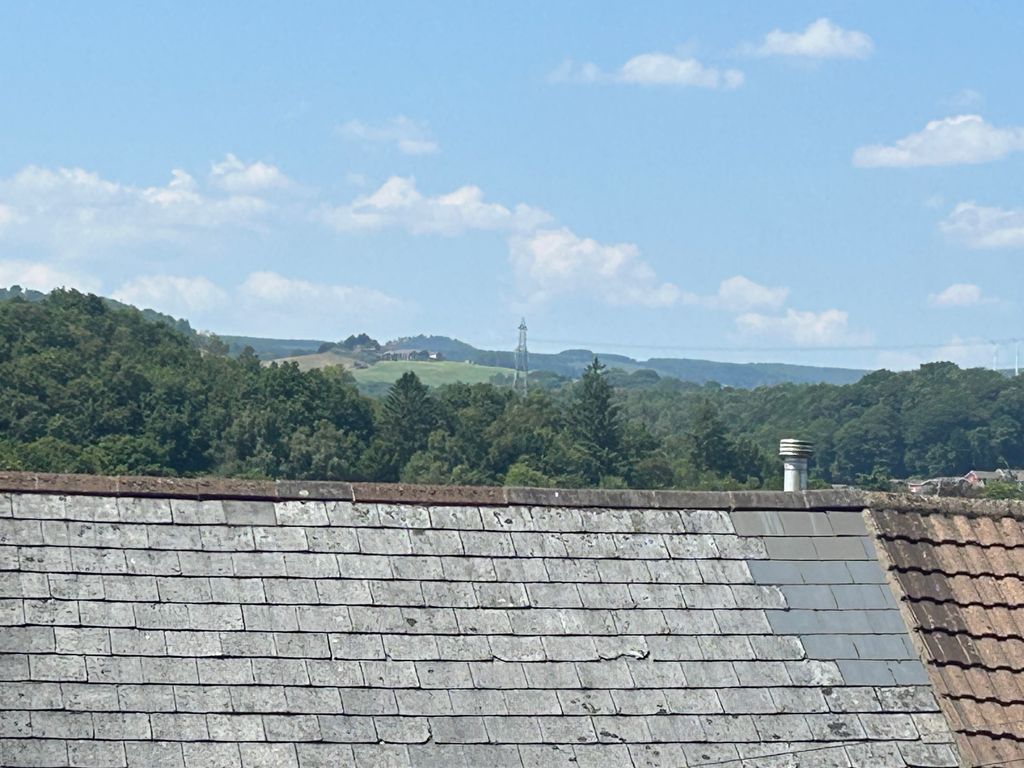 Property photo 3 of 19 Img_2482