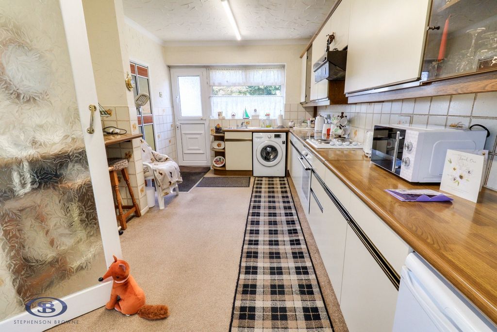 Property photo 2 of 21 Pbox-Img.Jpg