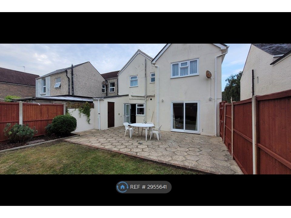 Property photo 3 of 15