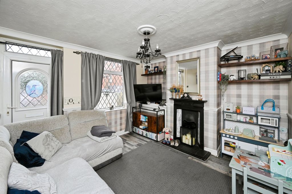 Property photo 3 of 19