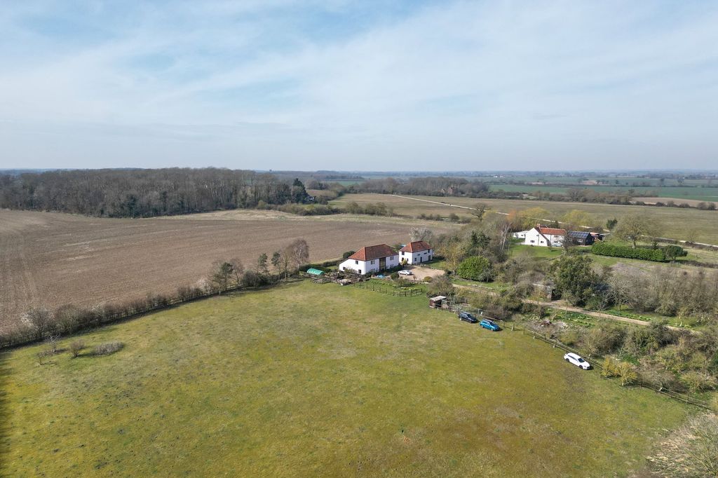 Property photo 1 of 44