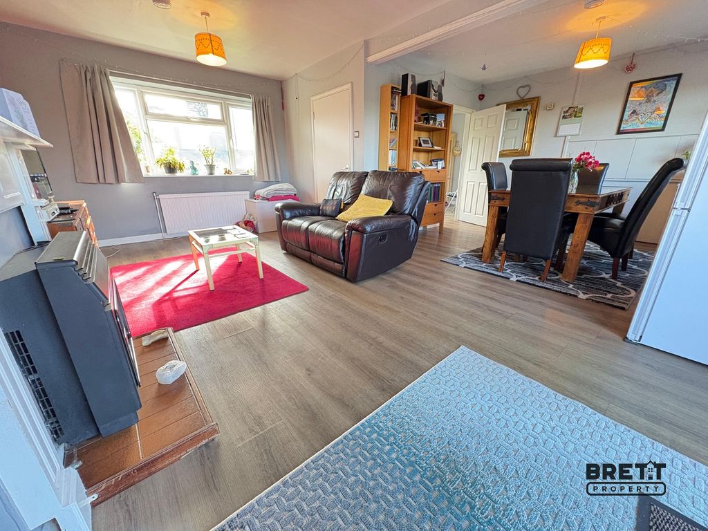 Property photo 2 of 10 Not Specified