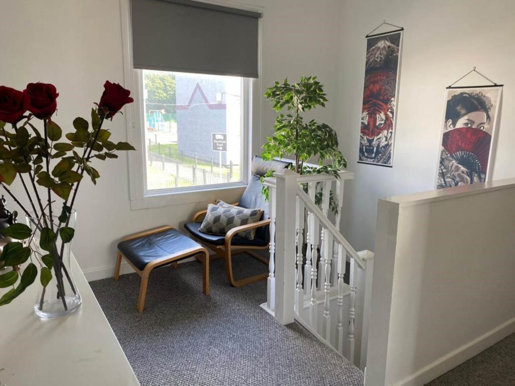 Property photo 3 of 7