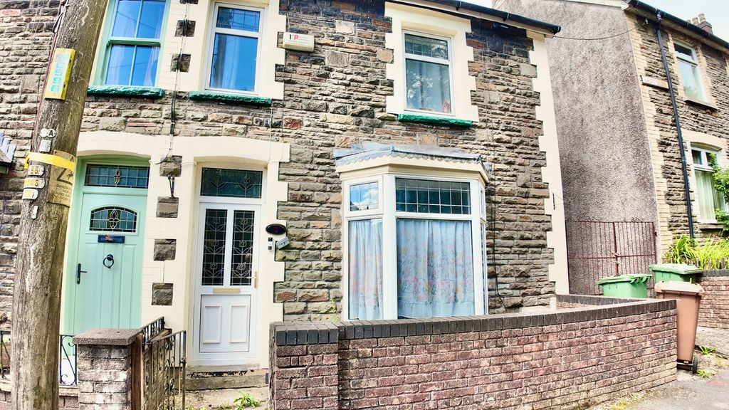 Property photo 2 of 22