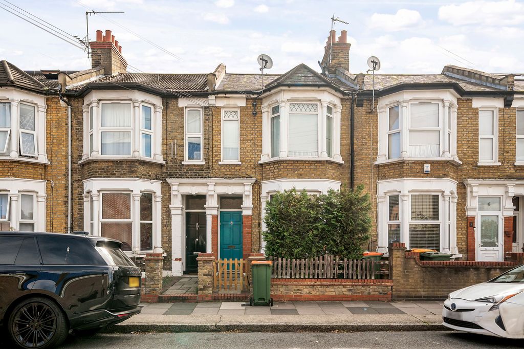 Property photo 1 of 17