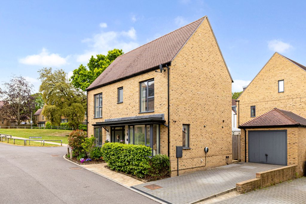 Additional image 26 of 3 bed detached house for salePhiland Lane, Coulsdon CR5
