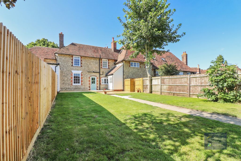 Property photo 1 of 37