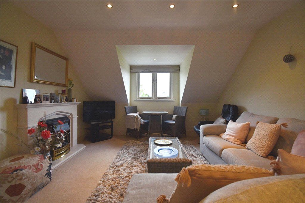 Property photo 3 of 11 Picture No. 17