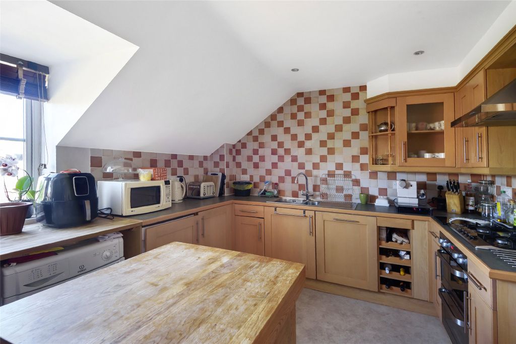 Property photo 2 of 11 Kitchen/Break