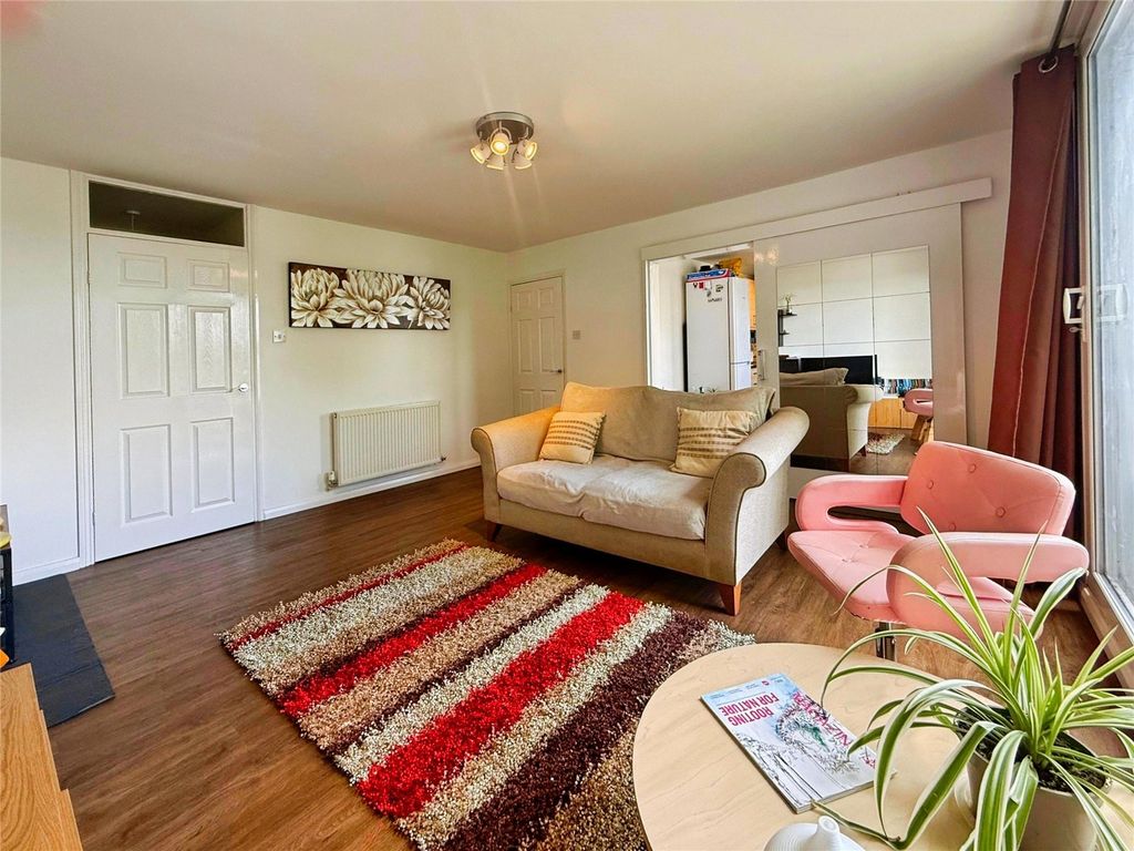 Property photo 1 of 17 Picture No. 20