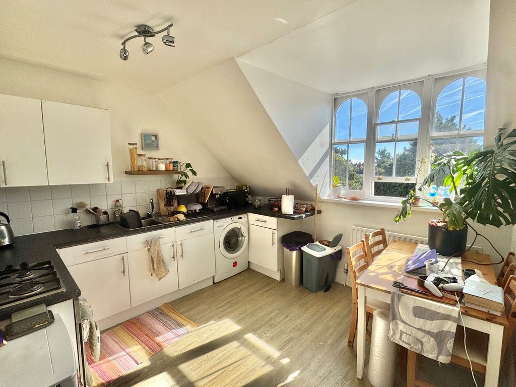 Property photo 3 of 5 Kitchen