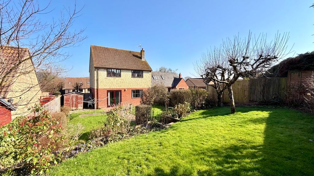 Property photo 2 of 17 Rear Aspect