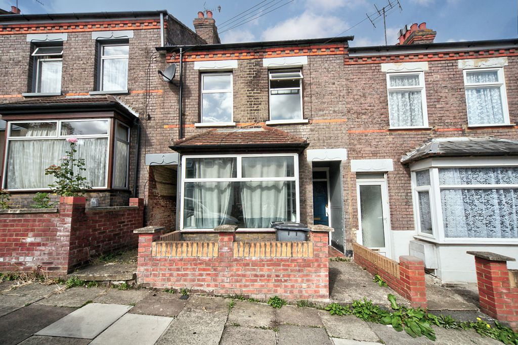 Property photo 1 of 25