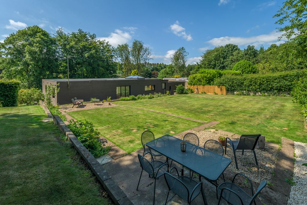 Property photo 1 of 61 Photo 1