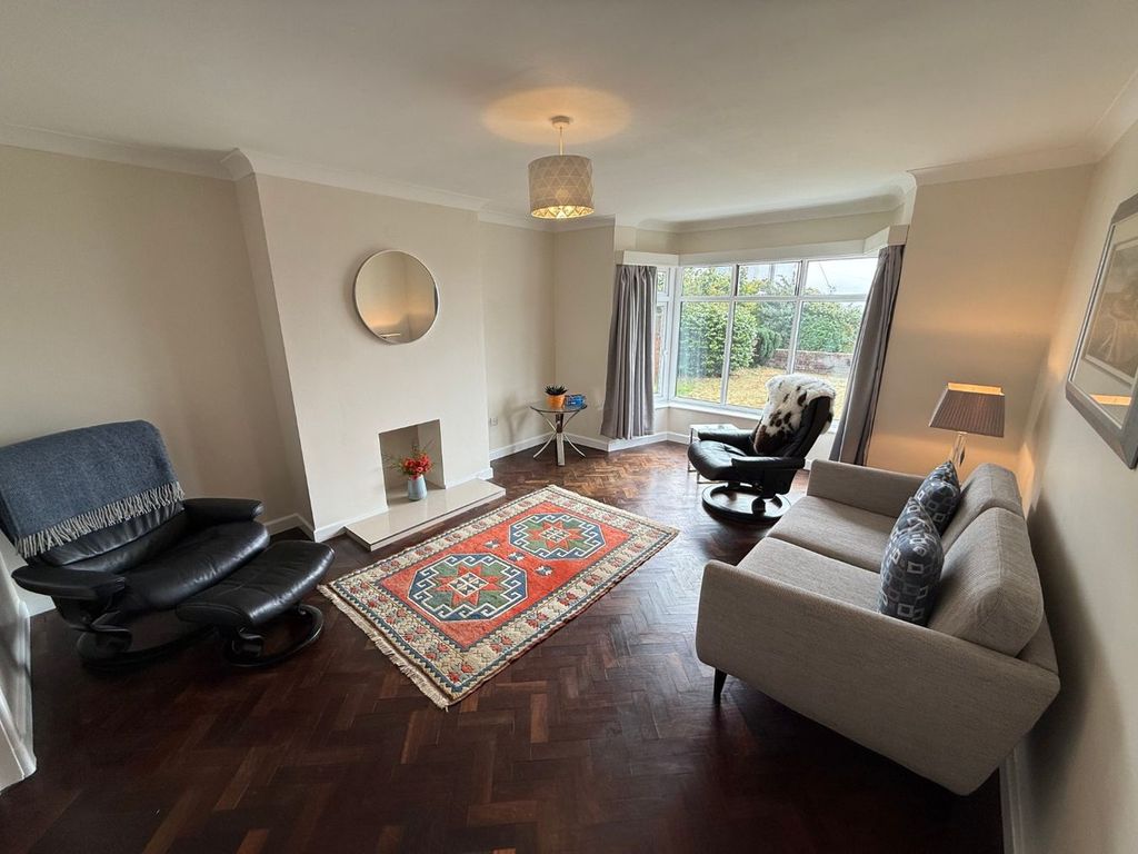 Property photo 3 of 50
