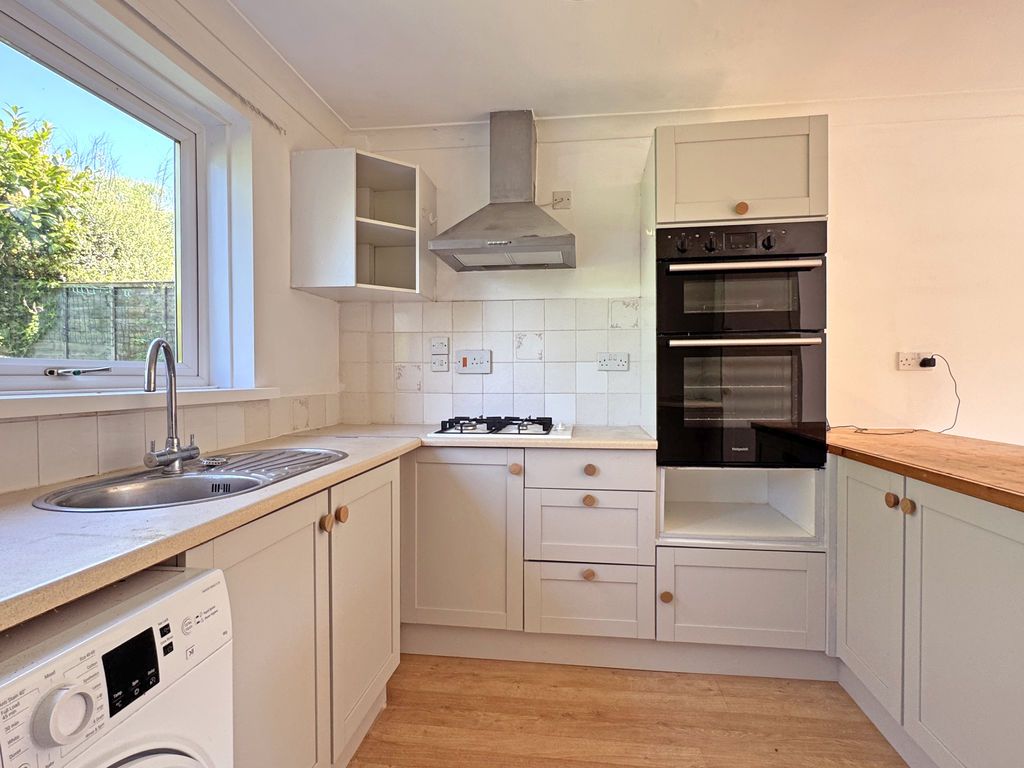 Property photo 1 of 13 Photo 7