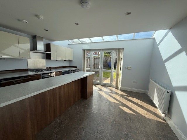 Property photo 2 of 11 Photo