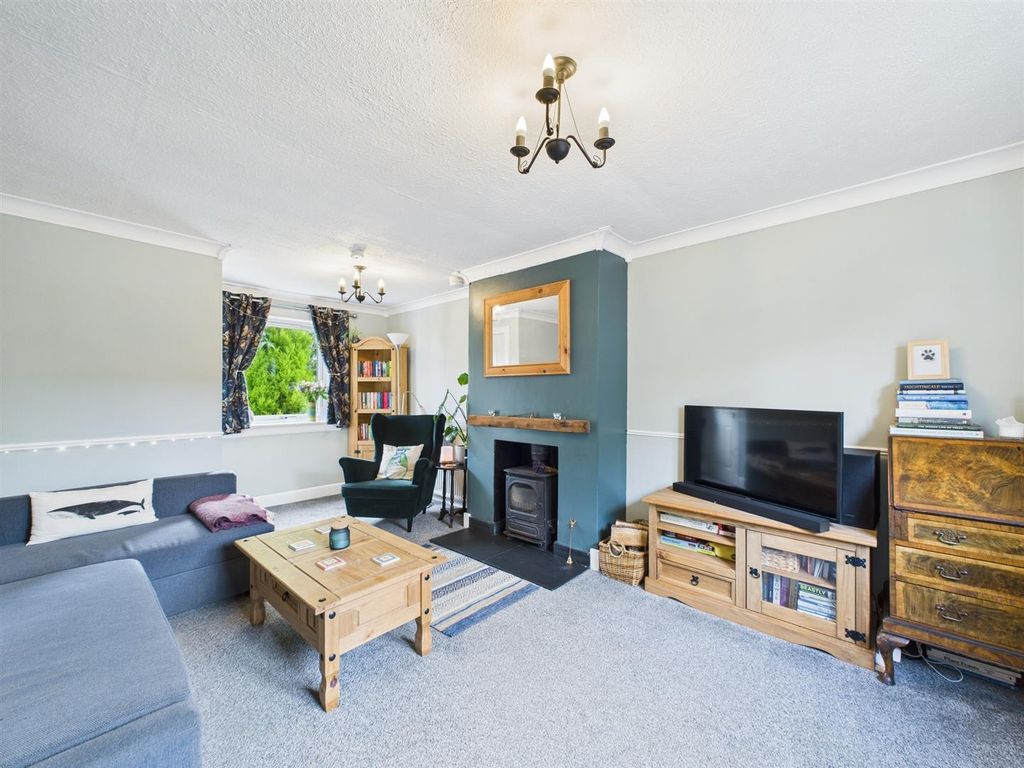Property photo 2 of 16 Cam01486G0-Pr0849-Still017.Jpg