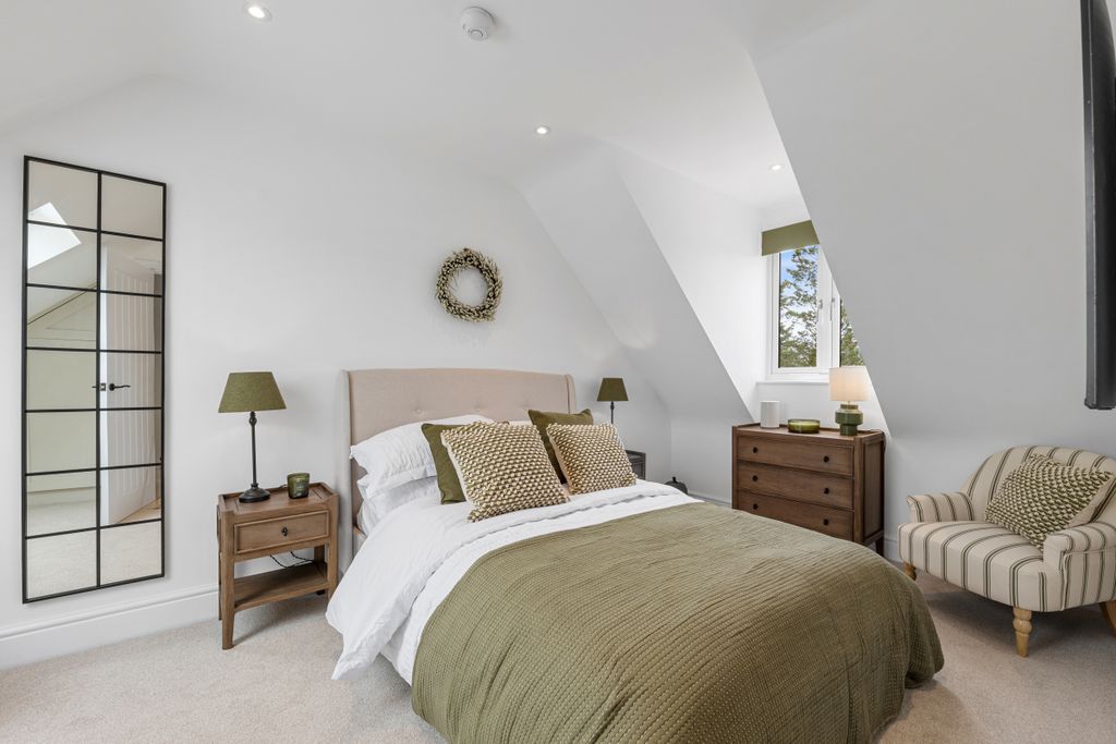 Property photo 1 of 13 Picture No. 02