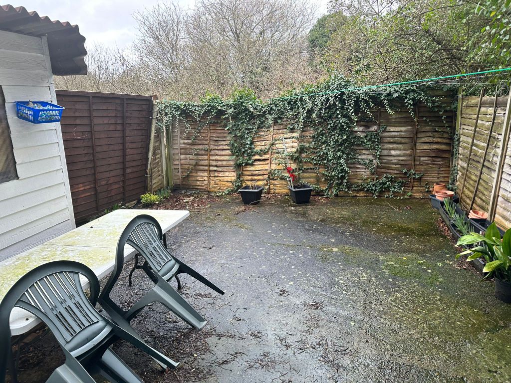 Property photo 2 of 5