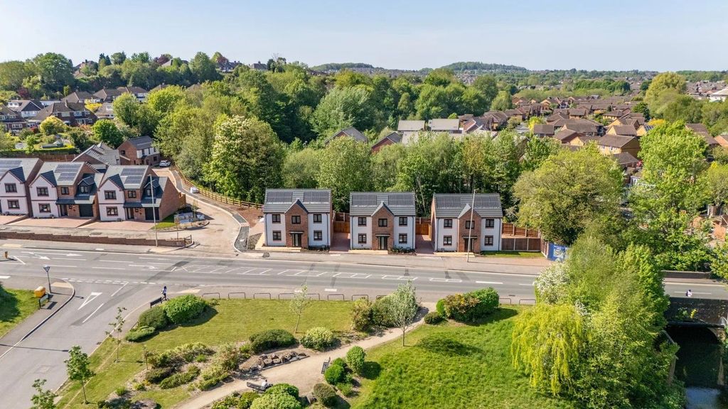 Property photo 3 of 14