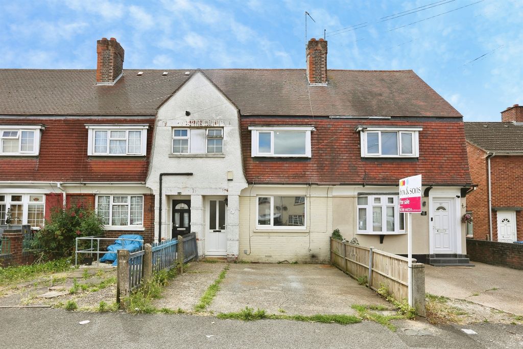 Property photo 1 of 12