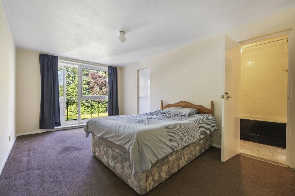 Property photo 3 of 11 Bedroom