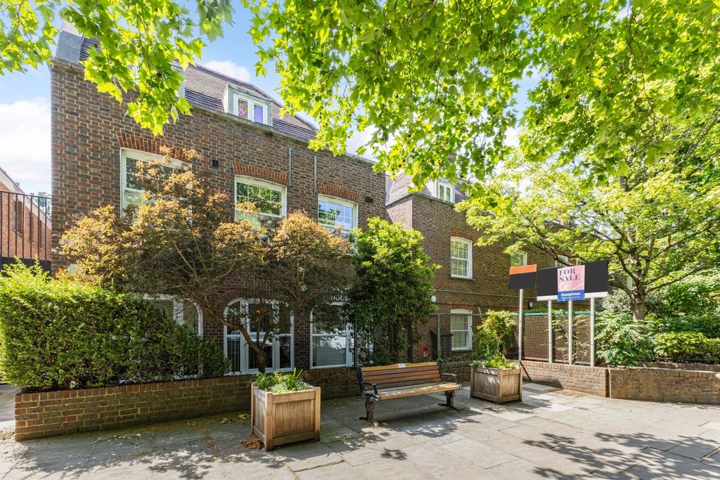 Property photo 1 of 16 111025_Flat 14 Wa...