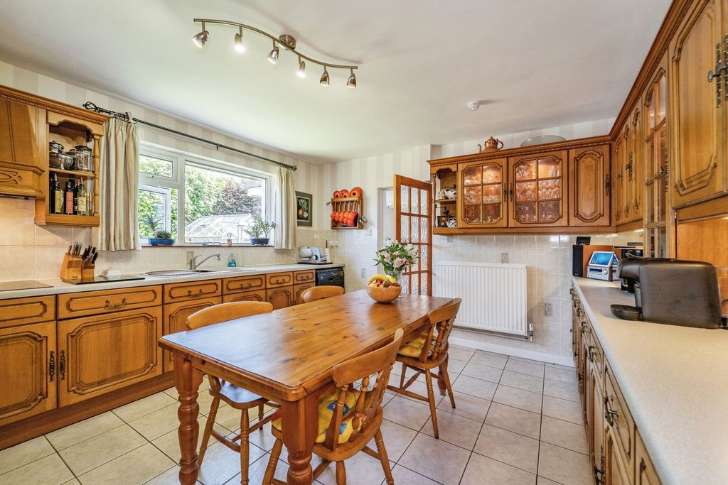 Property photo 2 of 27 Pbox-Img.Jpg