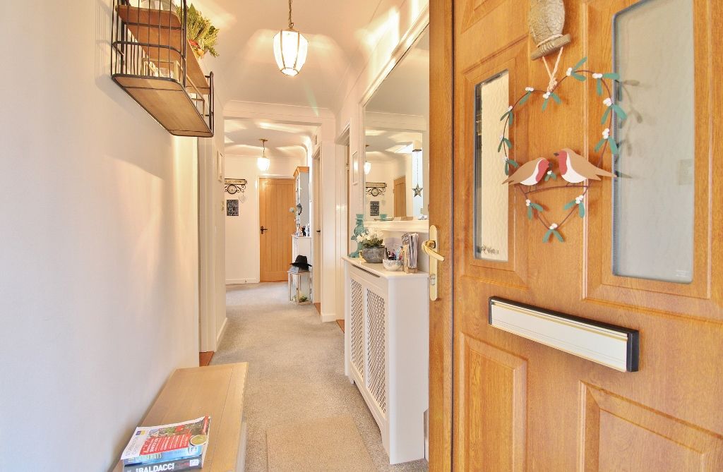 Property photo 3 of 36
