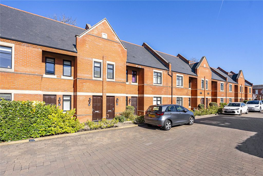 Property photo 1 of 27 Picture No. 21