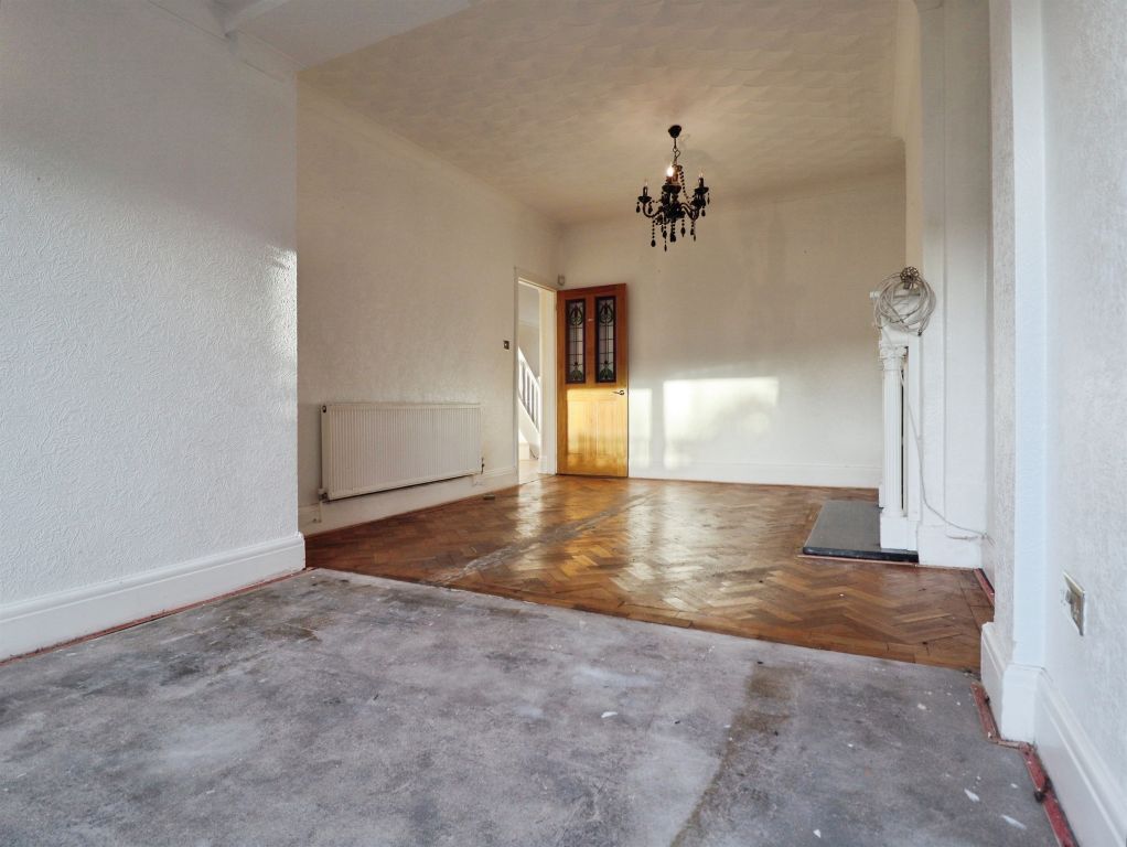 Property photo 3 of 26