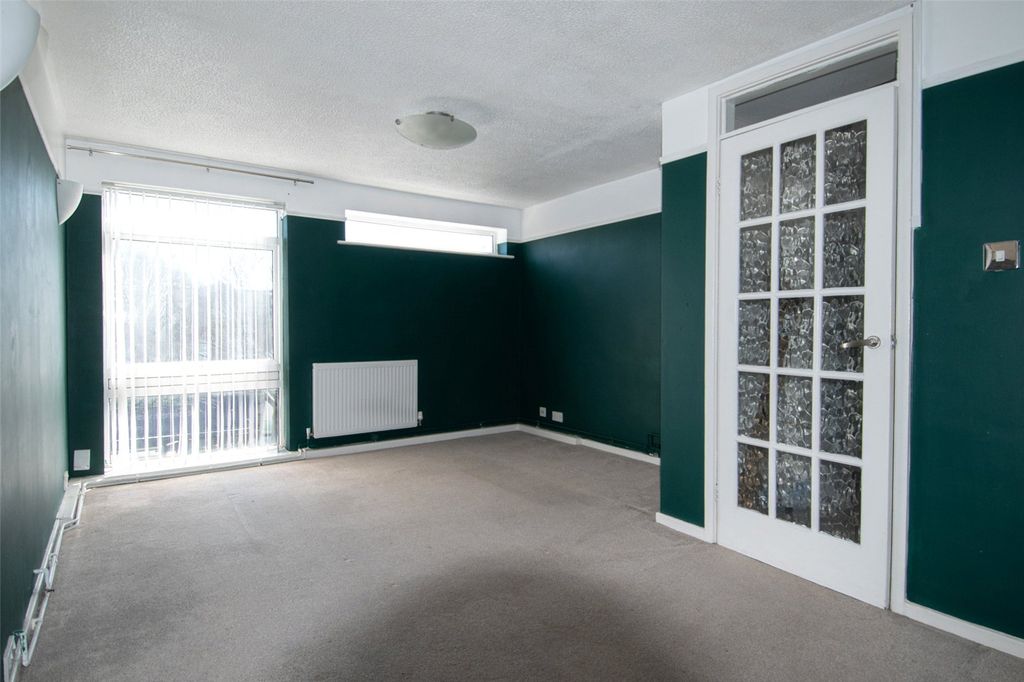 Property photo 3 of 6 Picture No. 14