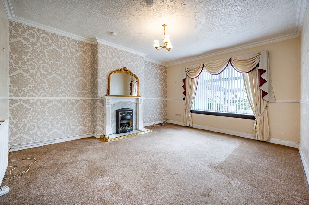 Property photo 2 of 38