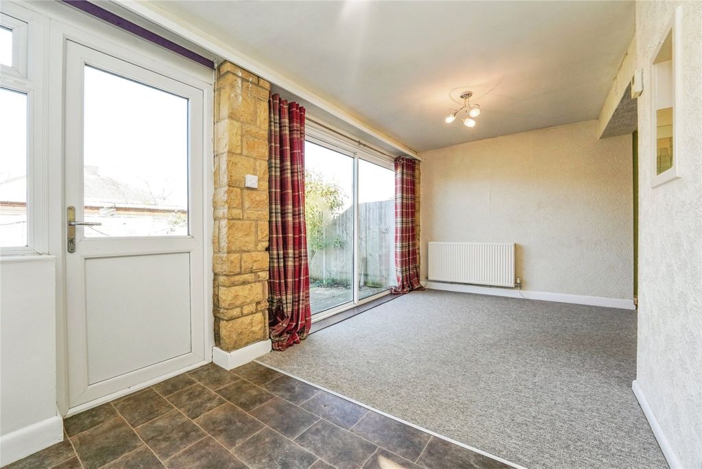 Property photo 3 of 17 Picture No. 06