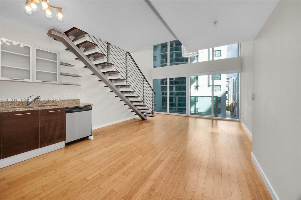 Property photo 2 of 25 <Alttext/>