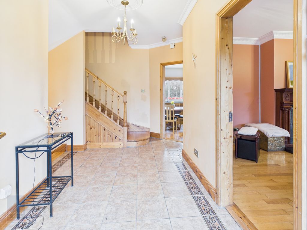 Property photo 2 of 24