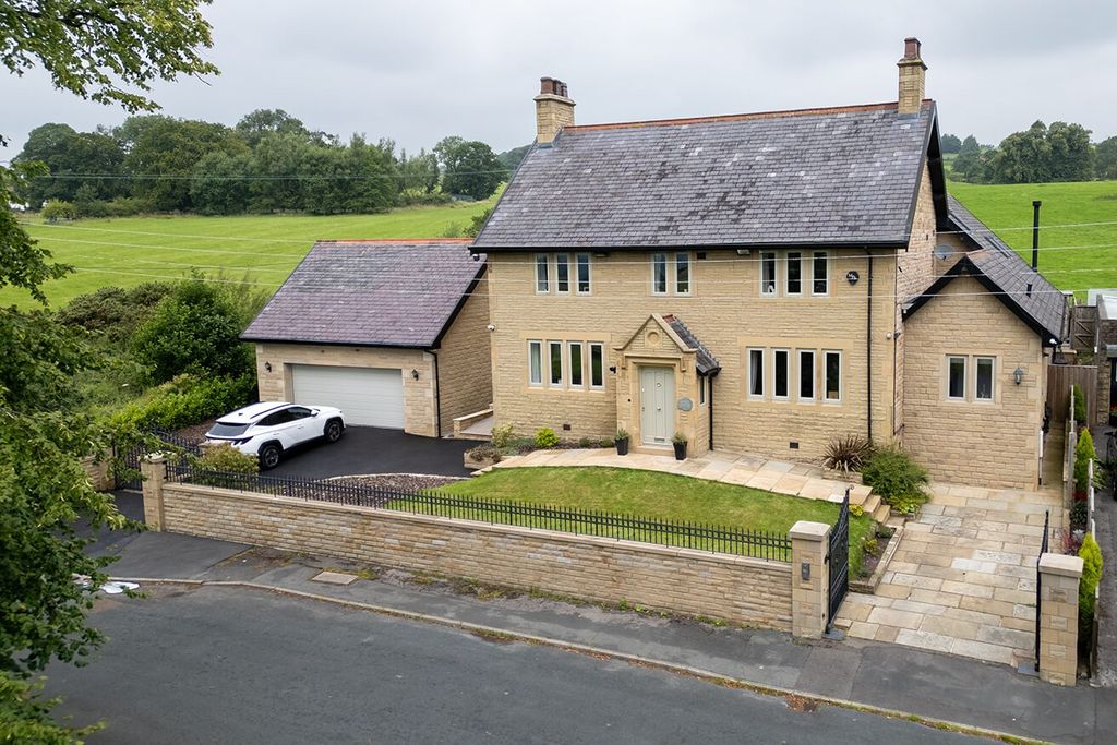 Property photo 1 of 30 3250782