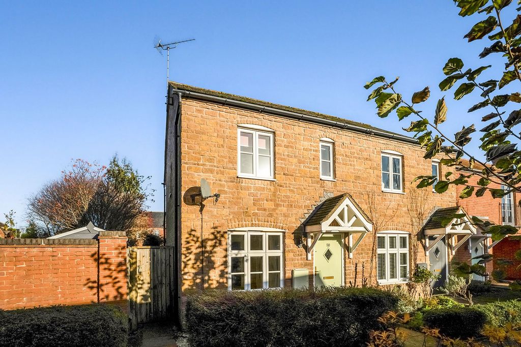 Property photo 1 of 10 Front 2