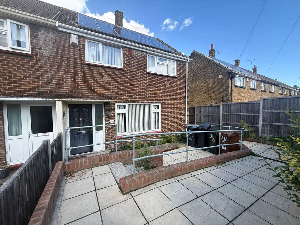 Property photo 1 of 16 Picture No. 02